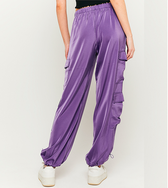 Široke pantalone slika