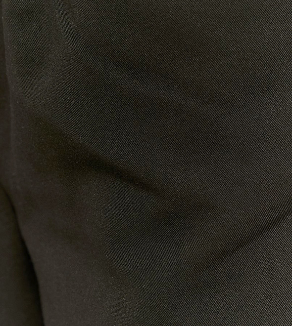 Široke pantalone slika