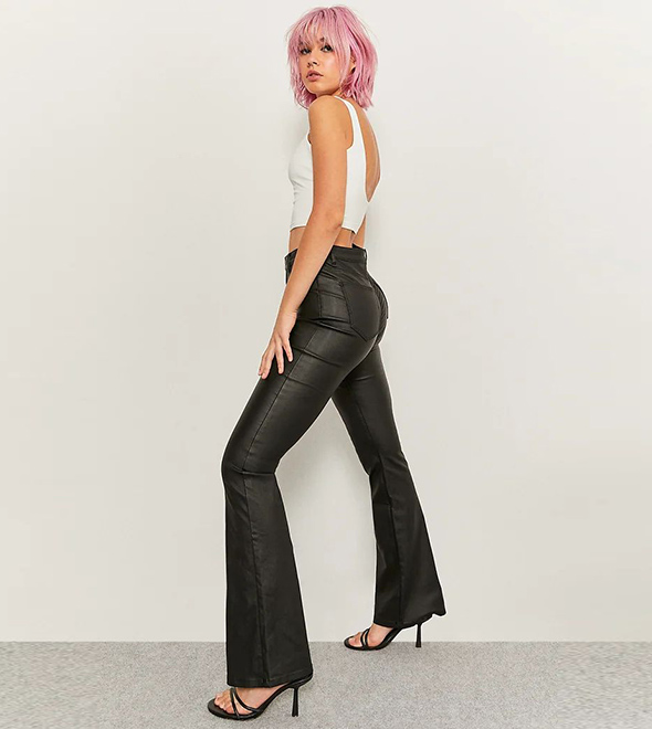 Zvonaste pantalone slika