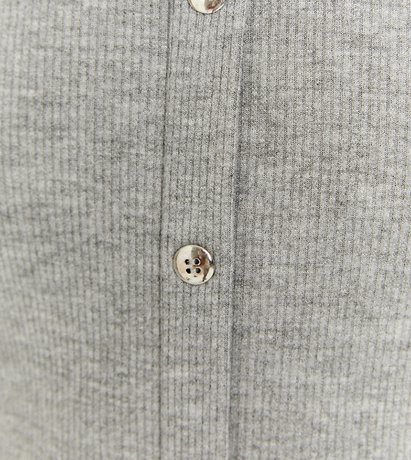 Cropt majica dugih rukava sa dugmićima slika